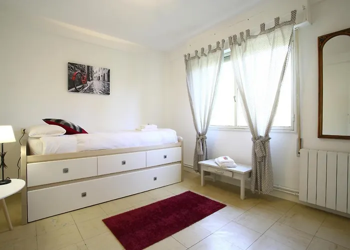 Errezubi By Smiling * Hondarribia